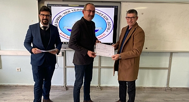 Kofçaz'da Meyve Ağaçlarını Budama Kursu Tamamlandı