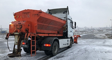 Lüleburgaz Belediyesi Karla Mücadelede 7/24 Görev Başında