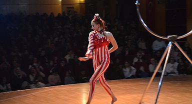 Maximum Sirk ile Aile Boyu Eğlence: Çocuklar İçin Fantastik Bir Gösteri