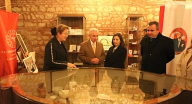 Sağlık Geçmişine Işık Tutan Sergi