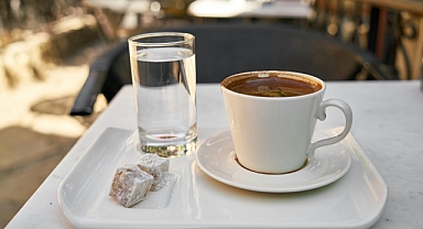 Türk Kahvesi ve Sağlığa Faydaları: Geleneksel Lezzetin Bilimsel Yönleri