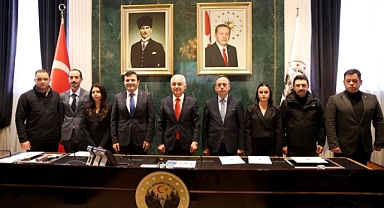 Vali Turan’dan İl Basın ve Halkla İlişkiler Müdürlüğü Personeline Teşekkür