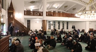 Vali Uğur Turan, Berat Kandili Programına Katıldı