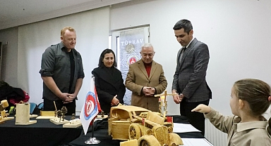 Vali Uğur Turan, TÜRKAV Kırklareli Şubesi’ni Ziyaret Etti