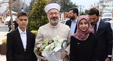 Ali Erbaş: Haçlıların bin sene önce yaptıkları işgali, katliamı bu sefer torunları yapıyor