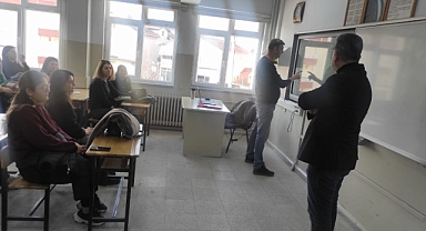 Babaeski Atatürk Ortaokulu’nda Aile Eğitimleri Başladı