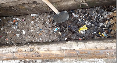 Babaeski Belediyesi, Yağmur Suyu Izgaralarının Bakımını Sürdürüyor