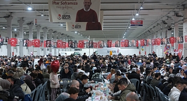 Başkan Derya Bulut, Mahalle Sakinleriyle Son İftar Programında Buluştu