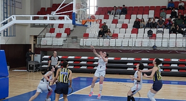 Başkan Derya Bulut’tan Kırklareli FBO Kadın Basketbol Takımına Tebrik