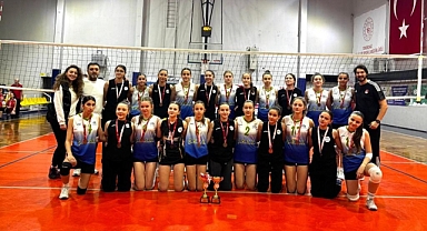 Çorlu'nun Kızları Şampiyon Oldu