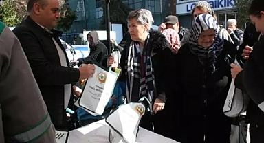 Edirne'de Orman Haftası'nda vatandaşlara 2 bin fidan dağıtıldı