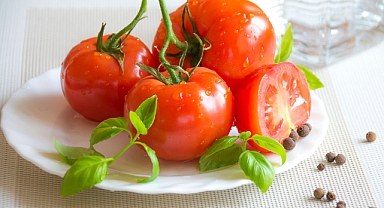 Kalp Dostu, Kanser Savar: Domatesi Sofranızdan Eksik Etmeyin!