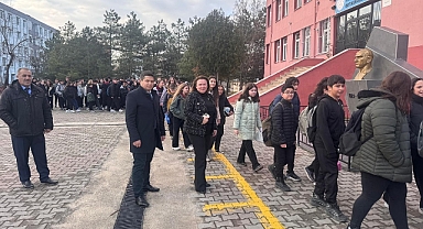 Kırklareli İl Milli Eğitim Müdürü Öğrencilerle Bir Araya Gelerek Moral Verdi