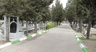 Kırklareli Mezarlığı Bayram Ziyaretleri İçin Hazır