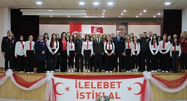 Kırklareli'nde İstiklal Marşı'nın 104. Yılı Coşkuyla Kutlandı
