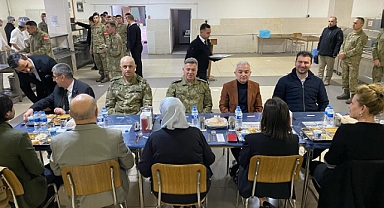 Vali Uğur Turan Şehit ve Gazi Aileleriyle İftar Yaptı