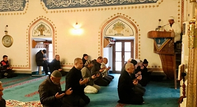 Vali Uğur Turan, Şehitler ve Gaziler İçin Düzenlenen Mevlid Programına Katıldı