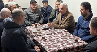 Vali Uğur Turan Teravih Sonrası Vatandaşlarla Buluştu