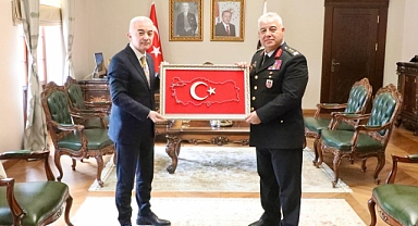 Vali Uğur Turan, Tümgeneral Ahmet Kavukcu’yu Ağırladı