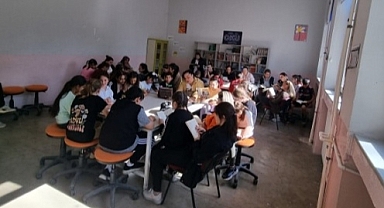 Alpullu Şeker Ortaokulu’nda Kitaplarla Buluşma