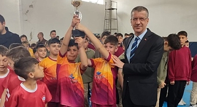 Babaeski Mimar Sinan İlkokulu Futsal Takımı Turnuvayı Üçüncü Sırada Tamamladı