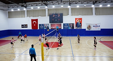 Babaeski, YURTLİG Voleybol Müsabakalarına Ev Sahipliği Yapıyor