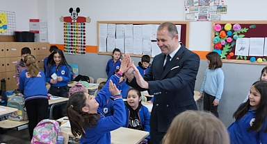 Başkan Derya Bulut’tan Öğrencilere Sürpriz Ziyaret