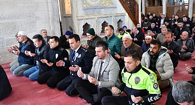 Başkan Yayla, Şehitler İçin Okunan Mevlid Programına Katıldı