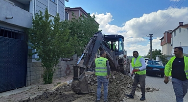 Büyükkarıştıran’da Altyapı Çalışmaları Hızla Devam Ediyor