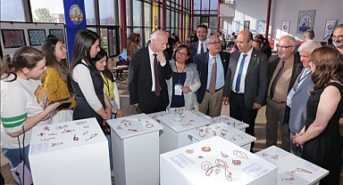 “GELENEKSEL EL SANATLARI ÇALIŞTAYI” SERGİSİ AÇILDI