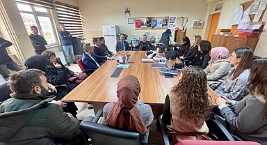 Hilal Liliyar Özefsun Bayrak Törenine Katıldı