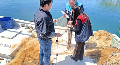 İğneada Balıkçı Barınağı'nda Av Araçları Kontrol Edildi