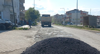 Kıyıköy'de Bozuk Asfalt Çalışmaları Başladı