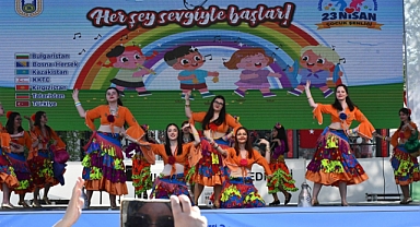 Lüleburgaz’da 34. Uluslararası 23 Nisan Çocuk Şenliği Coşkuyla Başladı