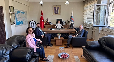 Pehlivanköy Kaymakamlığı Koltuğu 23 Nisan’da Minik Öğrenciye Emanet