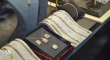 22 Mayıs 2025 Güncel Altın Fiyatları: Gram Altın, Çeyrek ve Cumhuriyet Altını Ne Kadar Oldu?