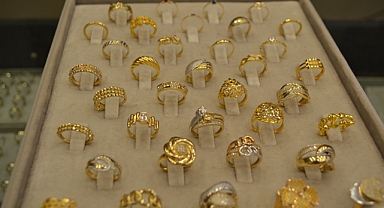 23 Mayıs 2025 Güncel Altın Fiyatları: Gram Altın, Çeyrek Altın ve Cumhuriyet Altını Ne Kadar Oldu?