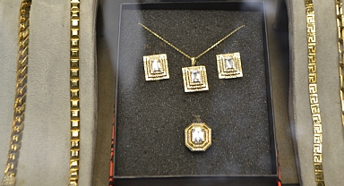 25 Mayıs 2025 Güncel Altın Fiyatları: Gram Altın Rekora Yaklaşıyor