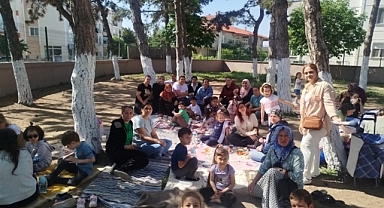 Babaeski Fatih İlkokulu’nda Anneler Günü’ne Özel Piknik Etkinliği