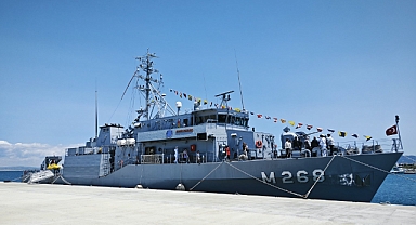 Enez Limanı'na demirleyen TCG Akçakoca mayın gemisi ziyarete açıldı