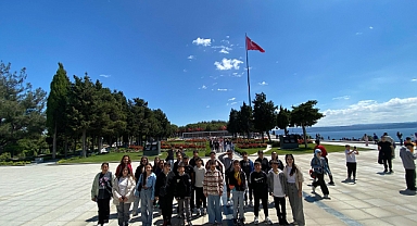 İğneada Belediyesi’nden Öğrencilere Anlamlı Çanakkale Gezisi