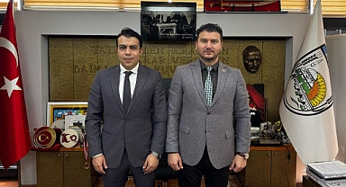 Kaymakam Adayı Coşkun Topuz’dan Başkan Fırat Yayla’ya Ziyaret