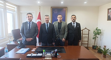 Kaymakam Orhan'dan Kurum Personellerine Başarı Belgesi