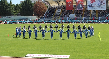 Kırklareli’nde 19 Mayıs Coşkusu Stadyumu ve Meydanı Doldurdu