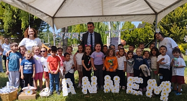 Minik Öğrencilerden Annelere Sürpriz Dolu Bir Gün