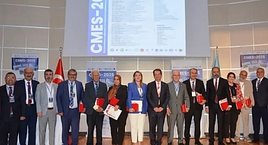 Rektör Rengin Ak, CMES-2025 Konferansına Katıldı