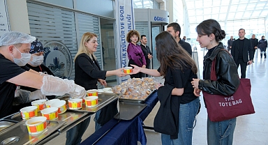 Sınav Öncesi Öğrencilere Moral Ziyareti