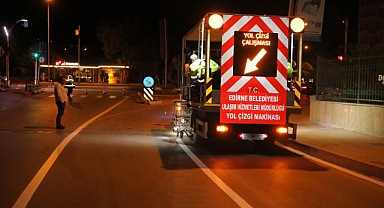 Trafik Güvenliği İçin Yol Çizgi Çalışmaları Sürüyor