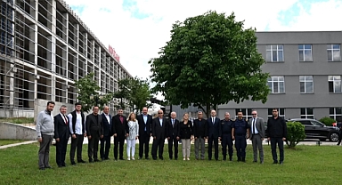 Vali Uğur Turan’dan Ardöksan’a Destek Ziyareti