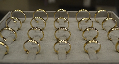 18 Haziran 2025 Güncel Altın Fiyatları: Çeyrek, Gram, Cumhuriyet Altını Ne Kadar Oldu?